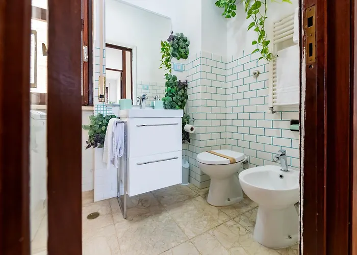 Guesthost - Sweet Center *