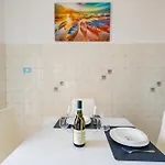 Guesthost - Sweet Center * Pescara