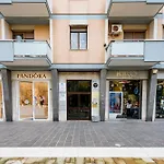 Guesthost - Sweet Center * Pescara