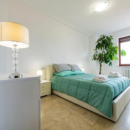 Guesthost - Sweet Center Pescara