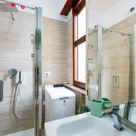 Guesthost - Sweet Center Appartamento