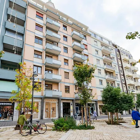 Guesthost - Sweet Center Appartamento *