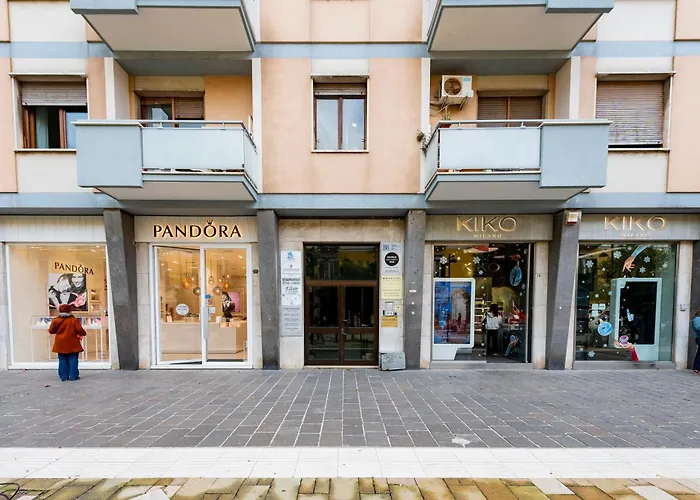 Guesthost - Sweet Center * Pescara